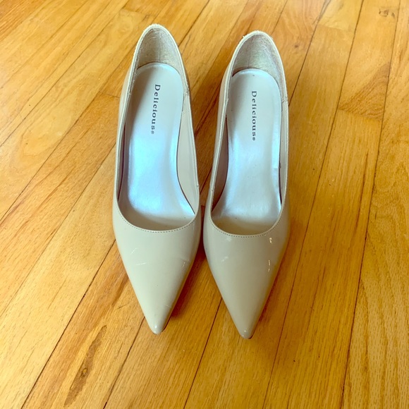 A pair of Delicious heels. - Picture 1 of 2